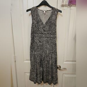 Croft & Barrow Womens Size 12 Stretch Sleeveless Fit and Flare Black White Dress